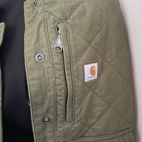 Carhartt Quilted Vest in Forest Green - Picture 2 of 2